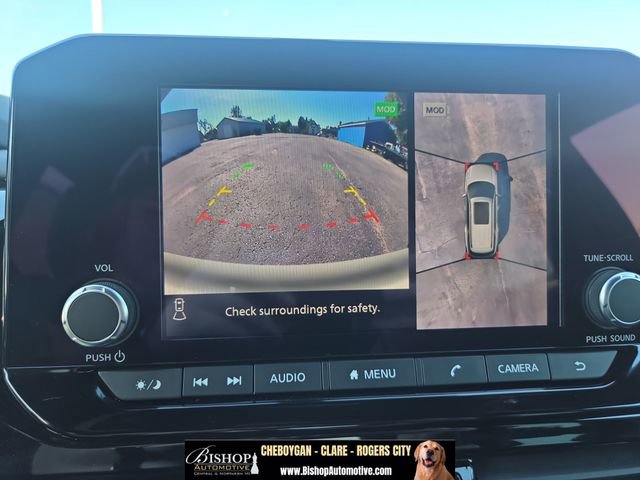 Used 2024 Nissan Pathfinder Rock Creek AWD/4WD image 34