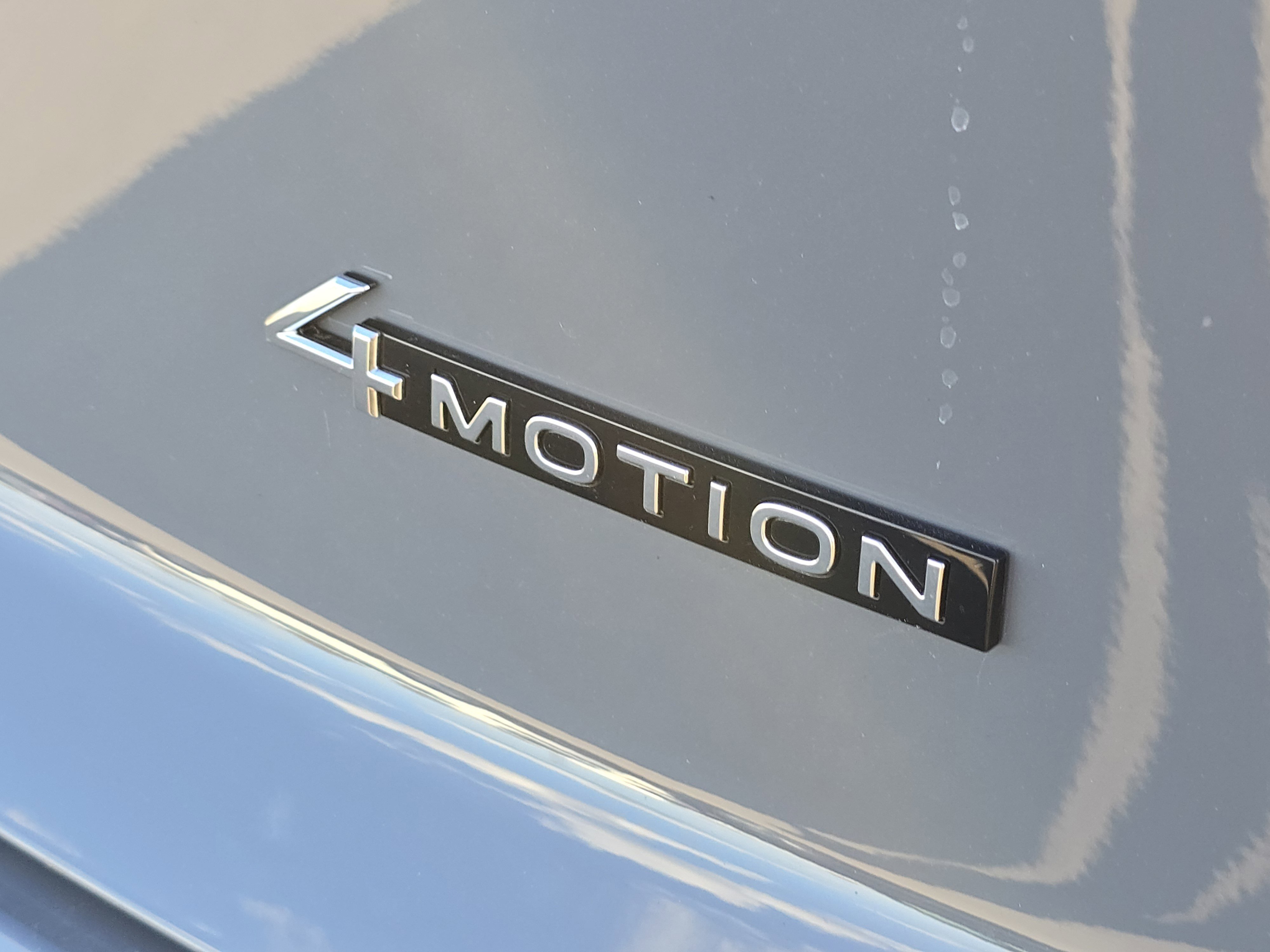 New 2026 Volkswagen Atlas Cross Sport SEL image 12