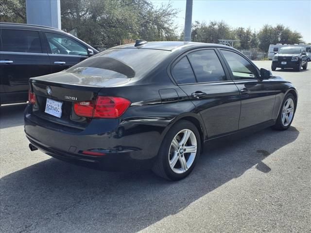 Used 2015 BMW 328i Sedan RWD image 6