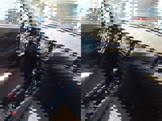 Used 2017 Buick Encore Preferred image 19