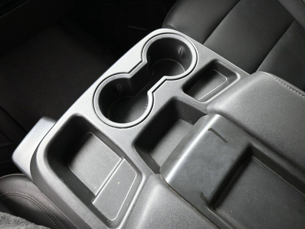 Used 2024 GMC Sierra 1500 SLT image 33