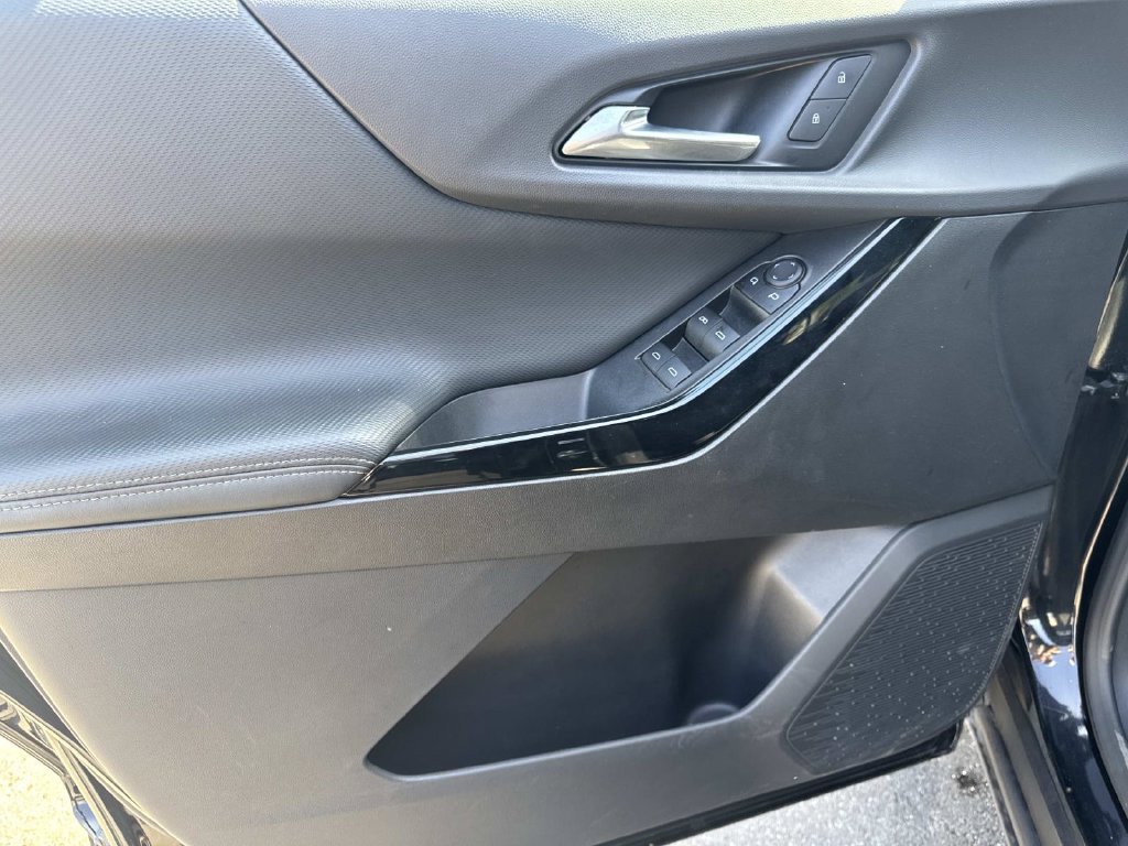 Used 2025 Chevrolet Equinox LT AWD/4WD image 15