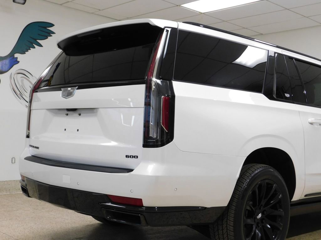 Used 2024 Cadillac Escalade ESV Sport w/ LPO, ONYX Package image 91