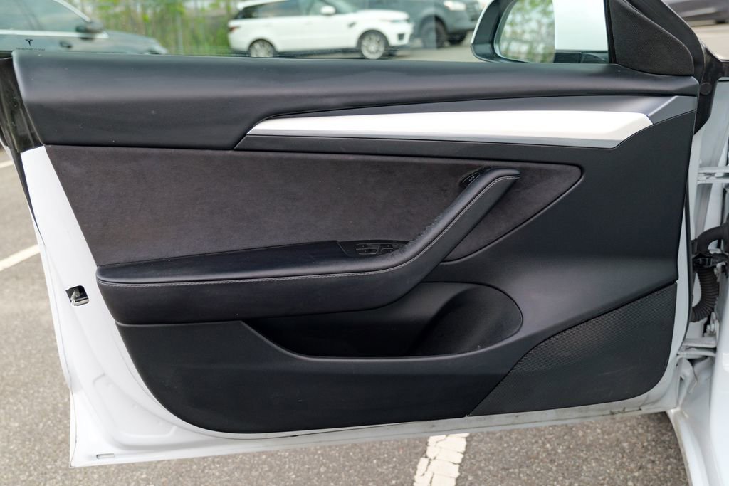 Used 2023 Tesla Model 3 Standard Range RWD image 16