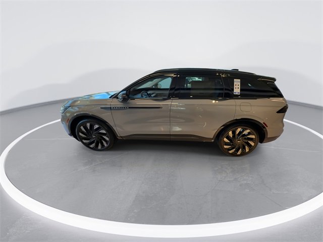 New 2026 Lincoln Nautilus Reserve image 6