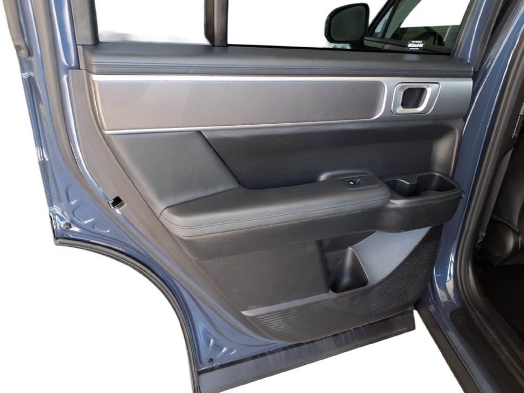 Used 2026 Hyundai Santa Fe SEL FWD image 13