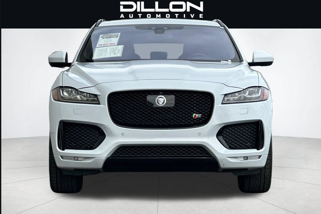 Used 2017 Jaguar F-PACE S AWD/4WD image 9