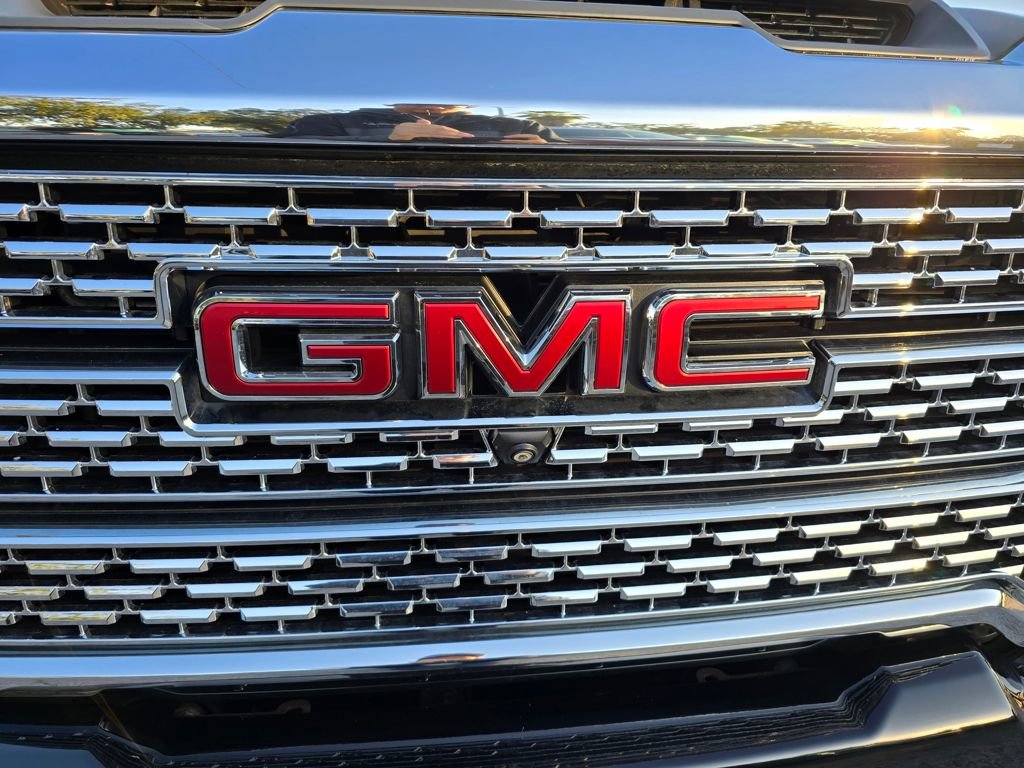 Used 2020 GMC Sierra 2500 Denali w/ Technology Package image 11