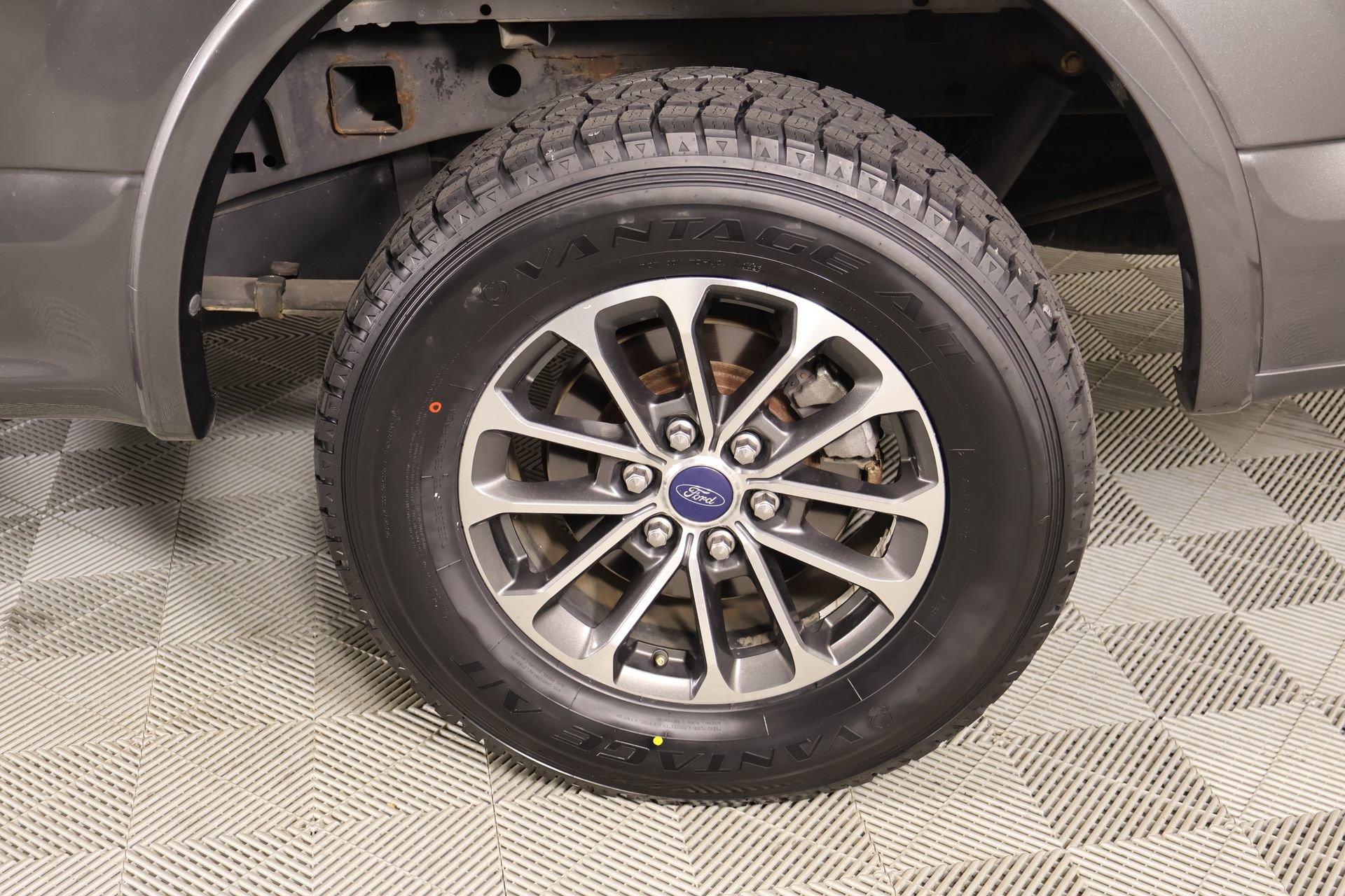 Used 2018 Ford F150 XLT w/ Equipment Group 302A Luxury AWD/4WD image 20