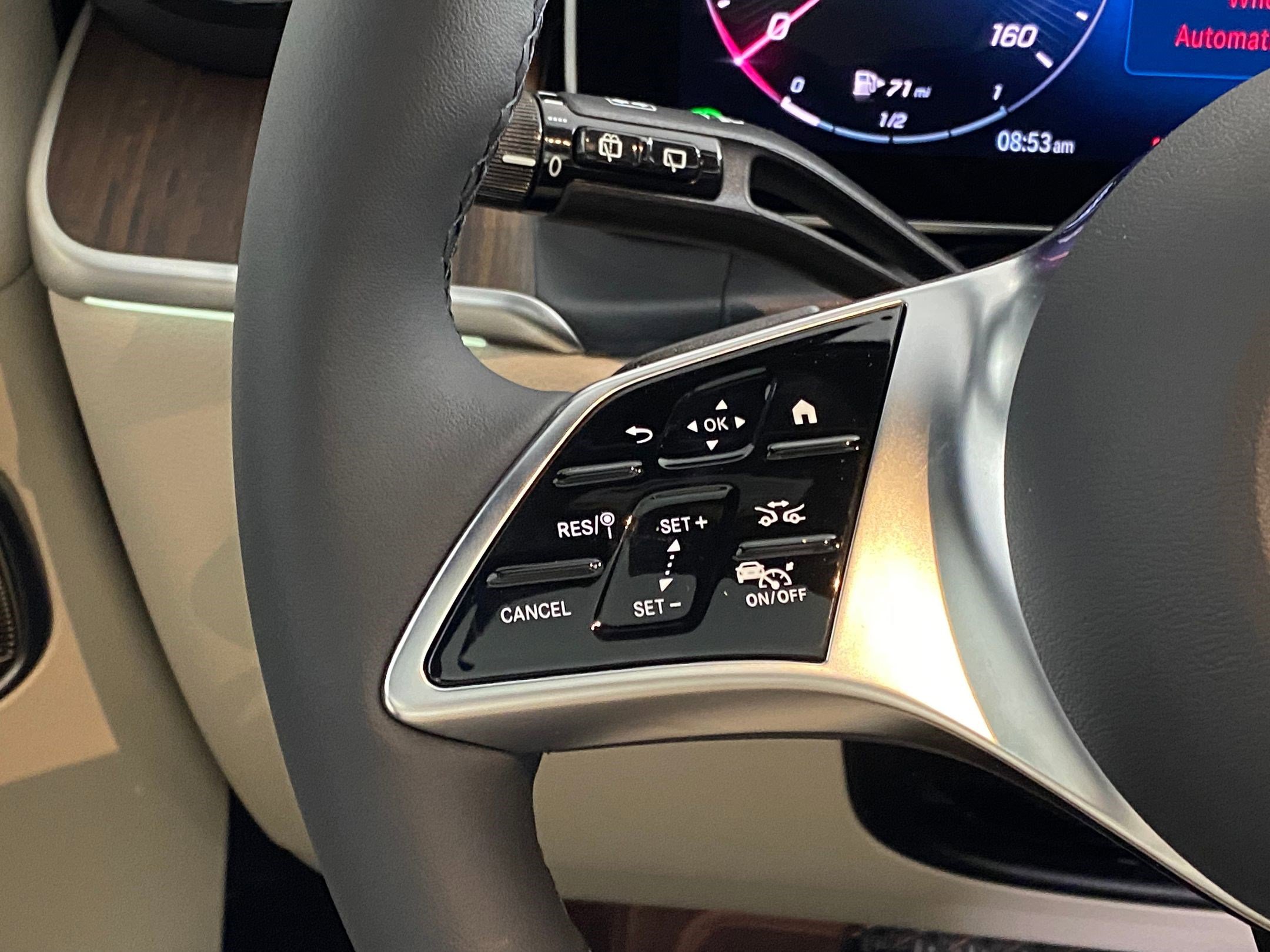 Used 2026 Mercedes-Benz GLC 300 4MATIC image 17