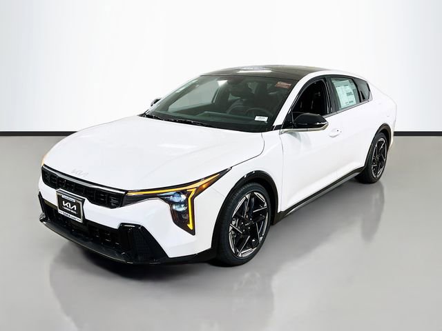 New 2025 Kia K4 GT-Line w/ GT-Line Sunroof Package image 3