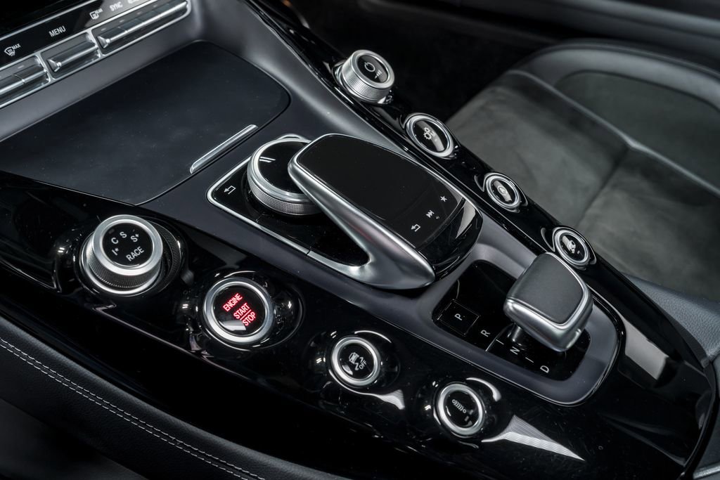 Used 2018 Mercedes-Benz AMG GT R image 26