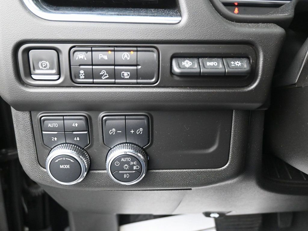 Used 2023 GMC Yukon XL AT4 w/ AT4 Premium Package image 22