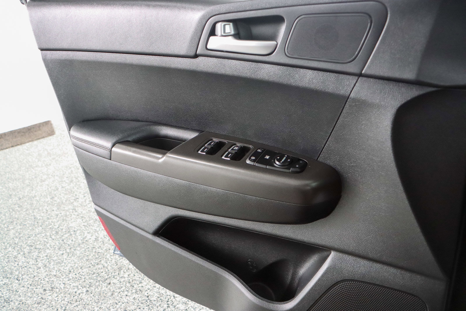 Used 2022 Kia Sportage LX image 21