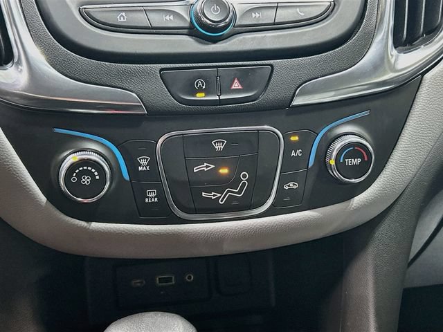 Used 2022 Chevrolet Equinox LS w/ LS Convenience Package FWD image 16