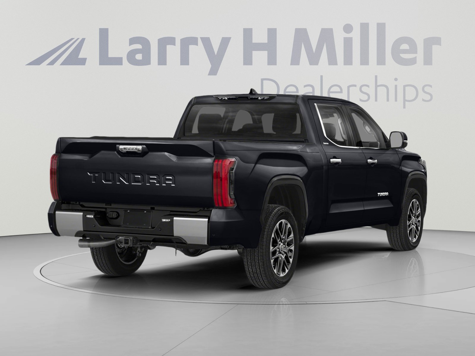 Used 2023 Toyota Tundra Limited w/ TRD Off-Road Package AWD/4WD image 2
