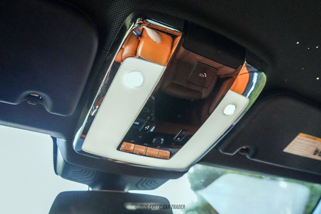 Used 2020 Rolls-Royce Cullinan AWD/4WD image 31