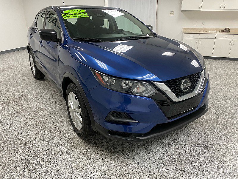 Used 2021 Nissan Rogue Sport S FWD image 3