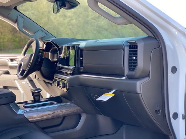 New 2026 Chevrolet Silverado 1500 LTZ w/ LPO, Dark Essentials Package AWD/4WD image 21