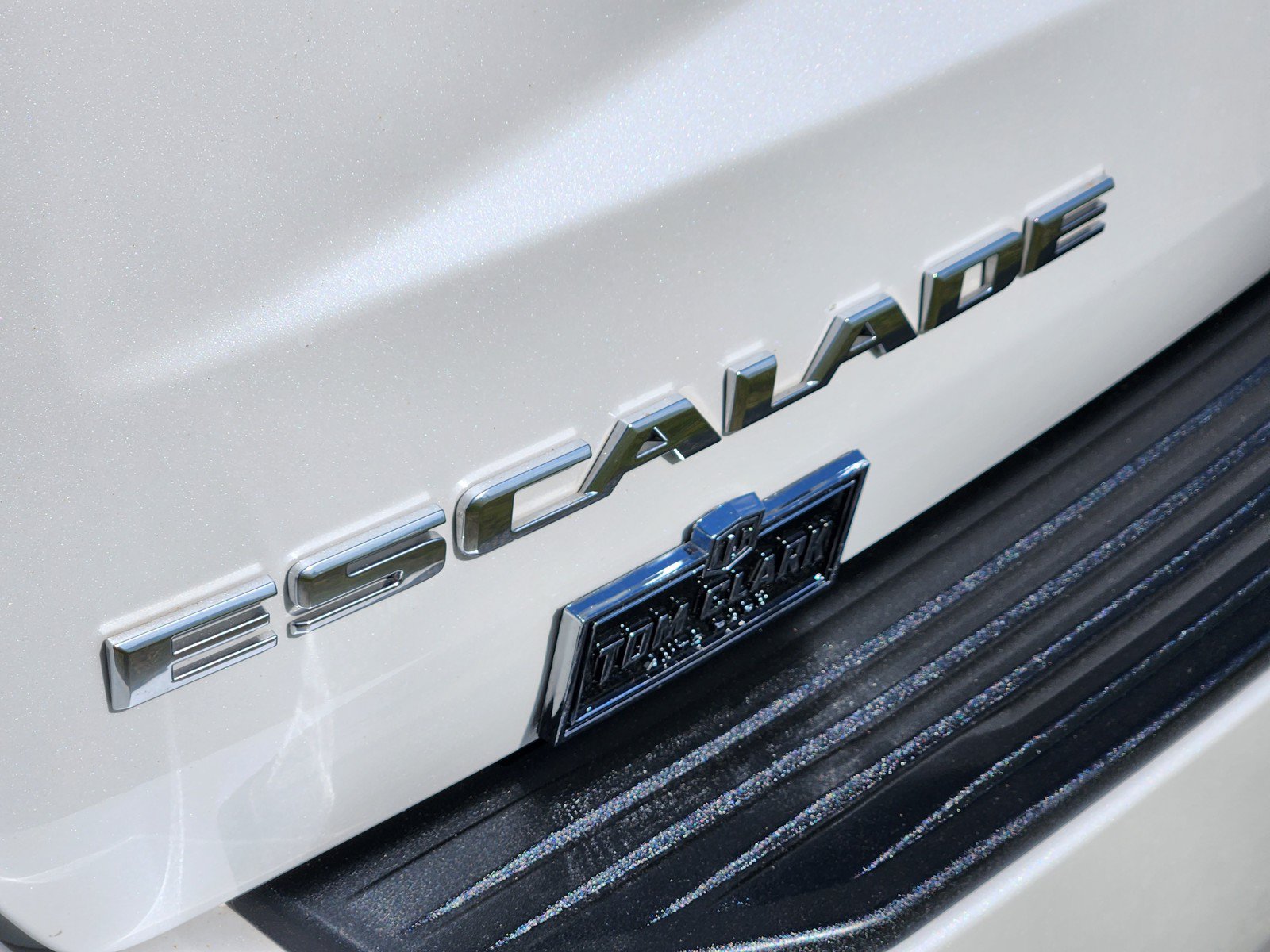 Certified 2023 Cadillac Escalade ESV V AWD/4WD image 31