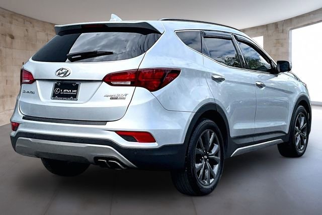 Used 2018 Hyundai Santa Fe Sport w/ Cargo Package AWD/4WD image 5