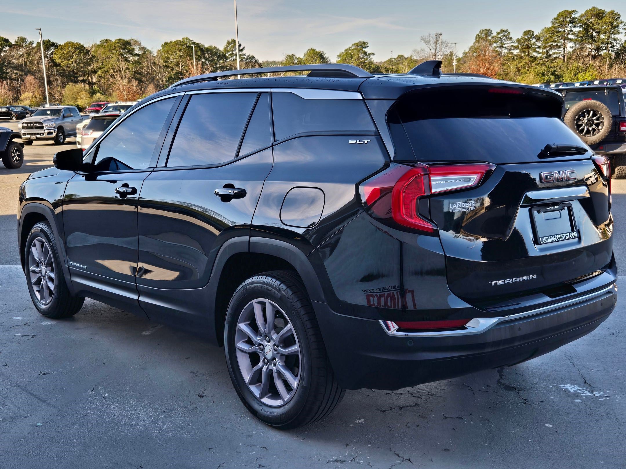 Used 2023 GMC Terrain SLT w/ LPO, Floor Liner Package image 5