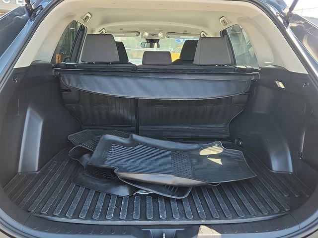 Used 2023 Toyota RAV4 XLE AWD/4WD image 22