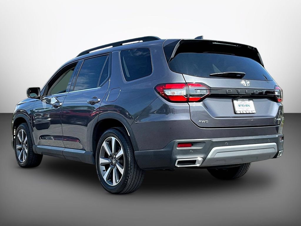 Used 2023 Honda Pilot Elite image 4