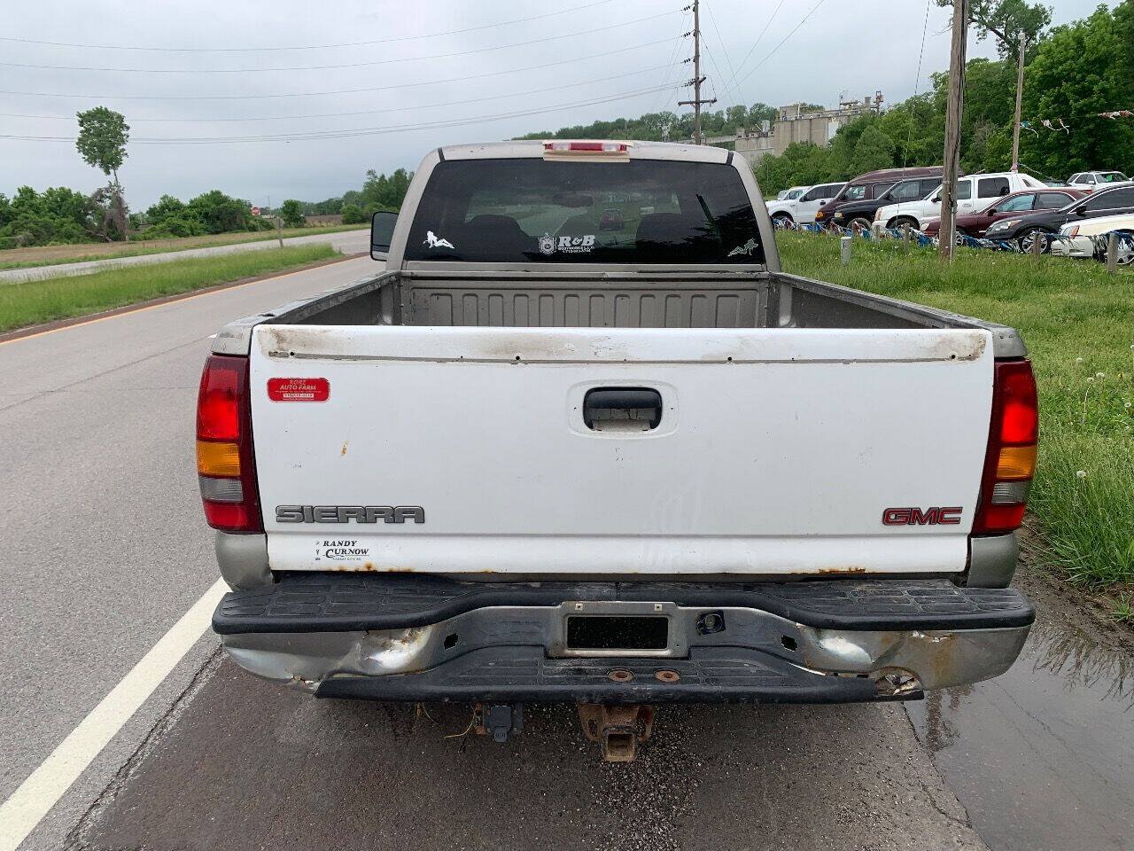 Used 2000 Chevrolet Silverado 2500 LS w/ Snow Plow Prep Pkg AWD/4WD image 4