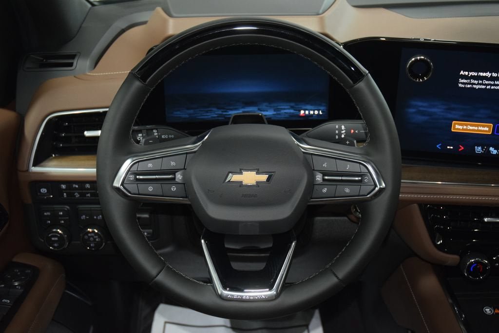 New 2026 Chevrolet Suburban High Country AWD/4WD image 37