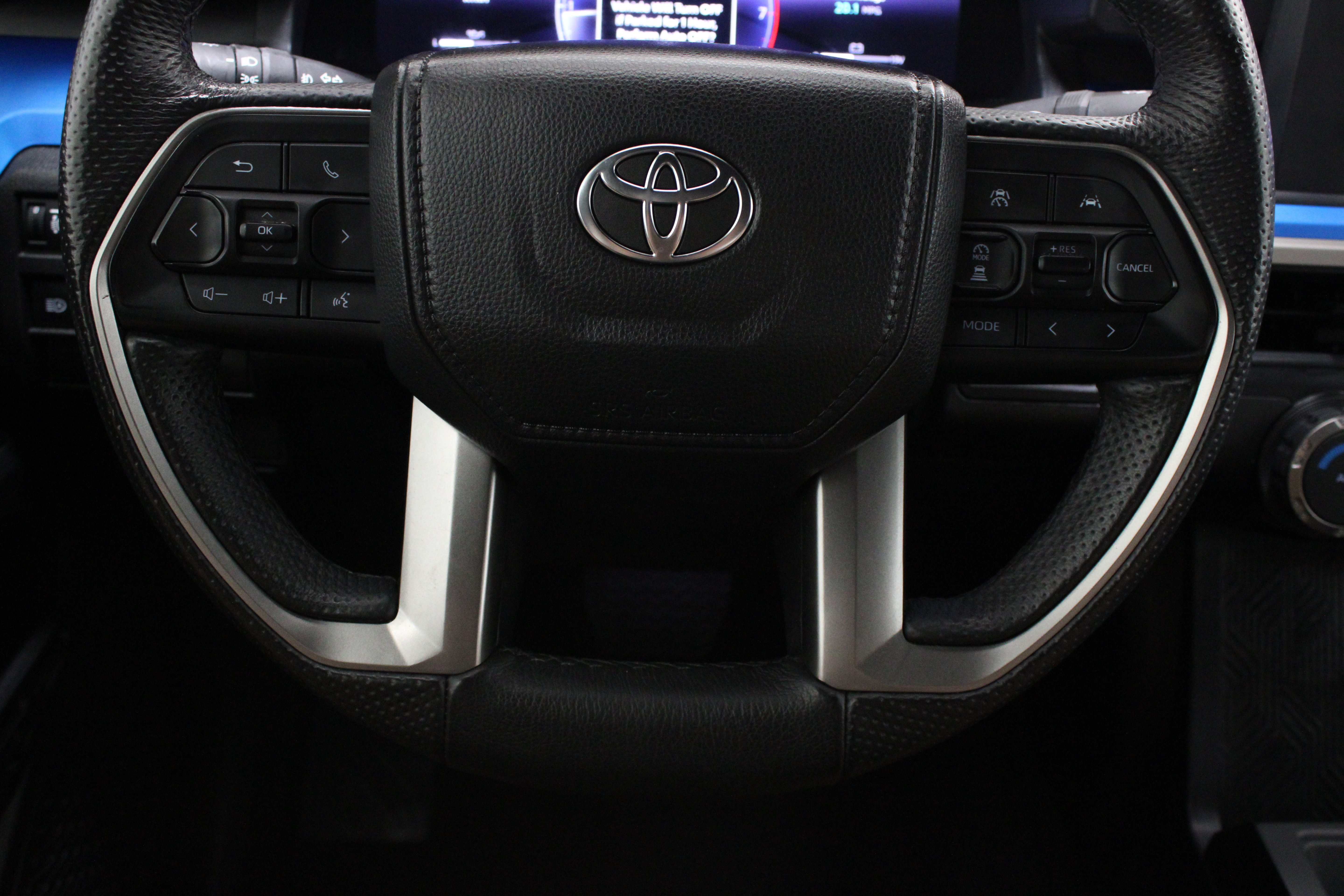 Used 2025 Toyota Tacoma TRD Off-Road AWD/4WD image 24