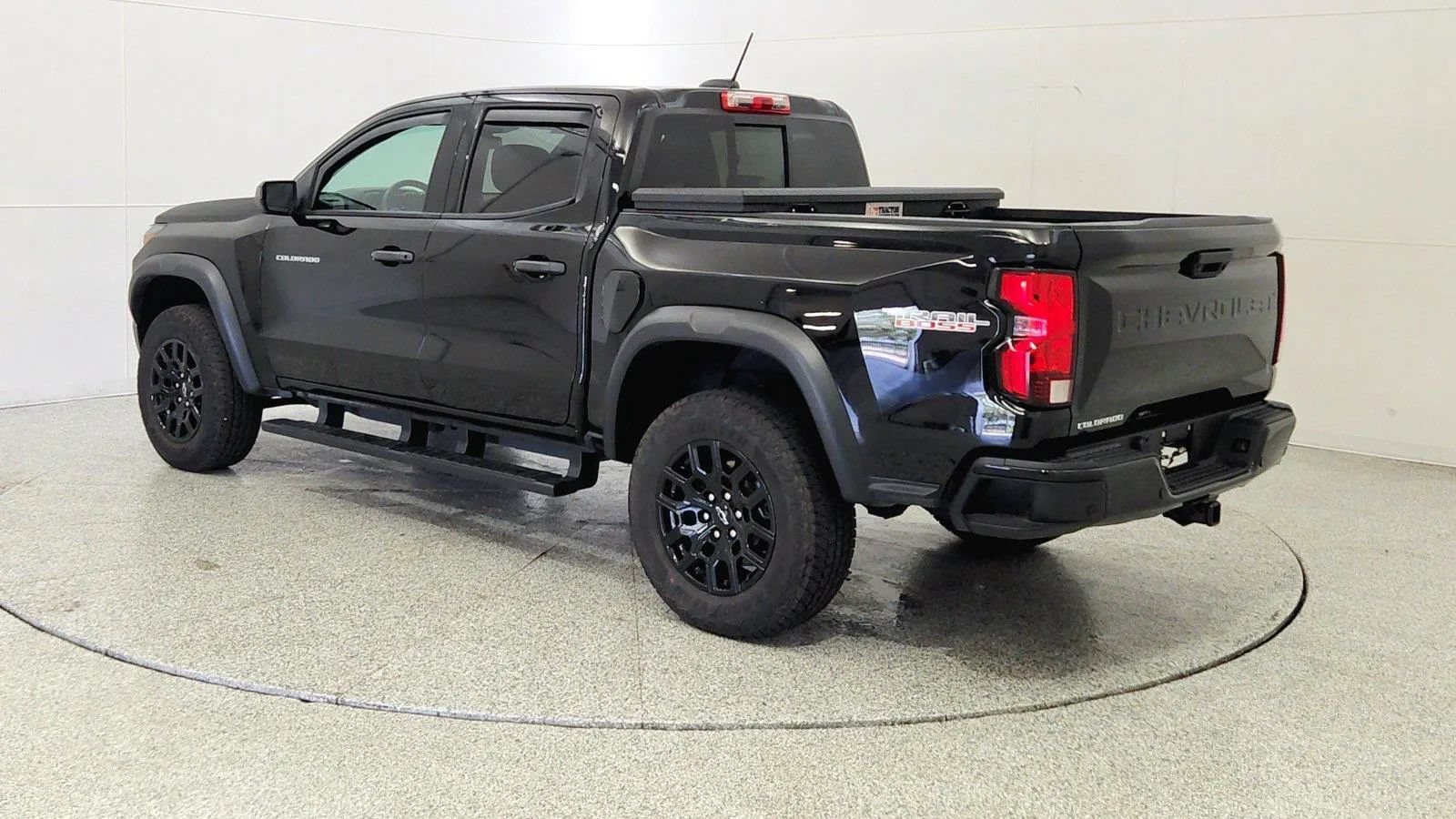 Used 2026 Chevrolet Colorado Trail Boss AWD/4WD image 5