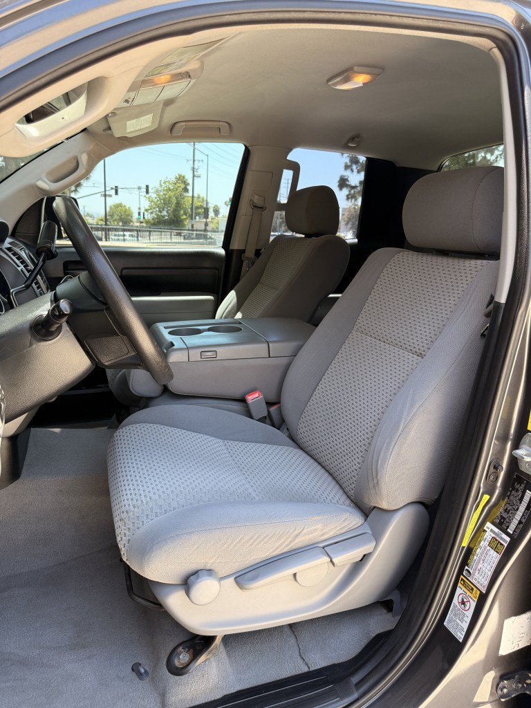 Used 2011 Toyota Tundra 4x4 Double Cab w/ Tow Pkg image 34