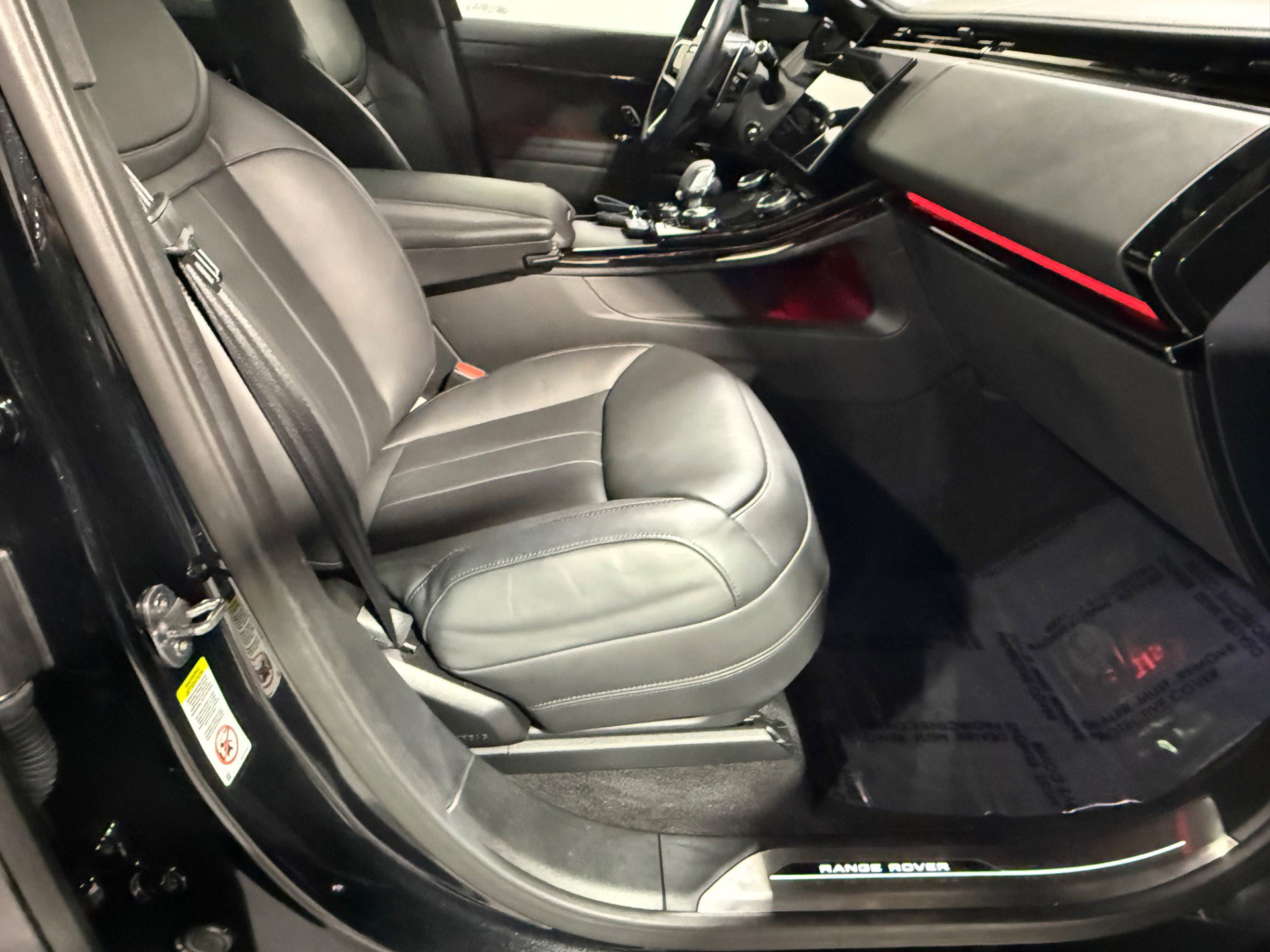 Used 2023 Land Rover Range Rover Sport SE image 49
