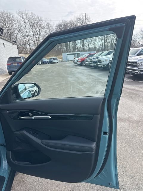 Used 2024 Kia Seltos S image 31