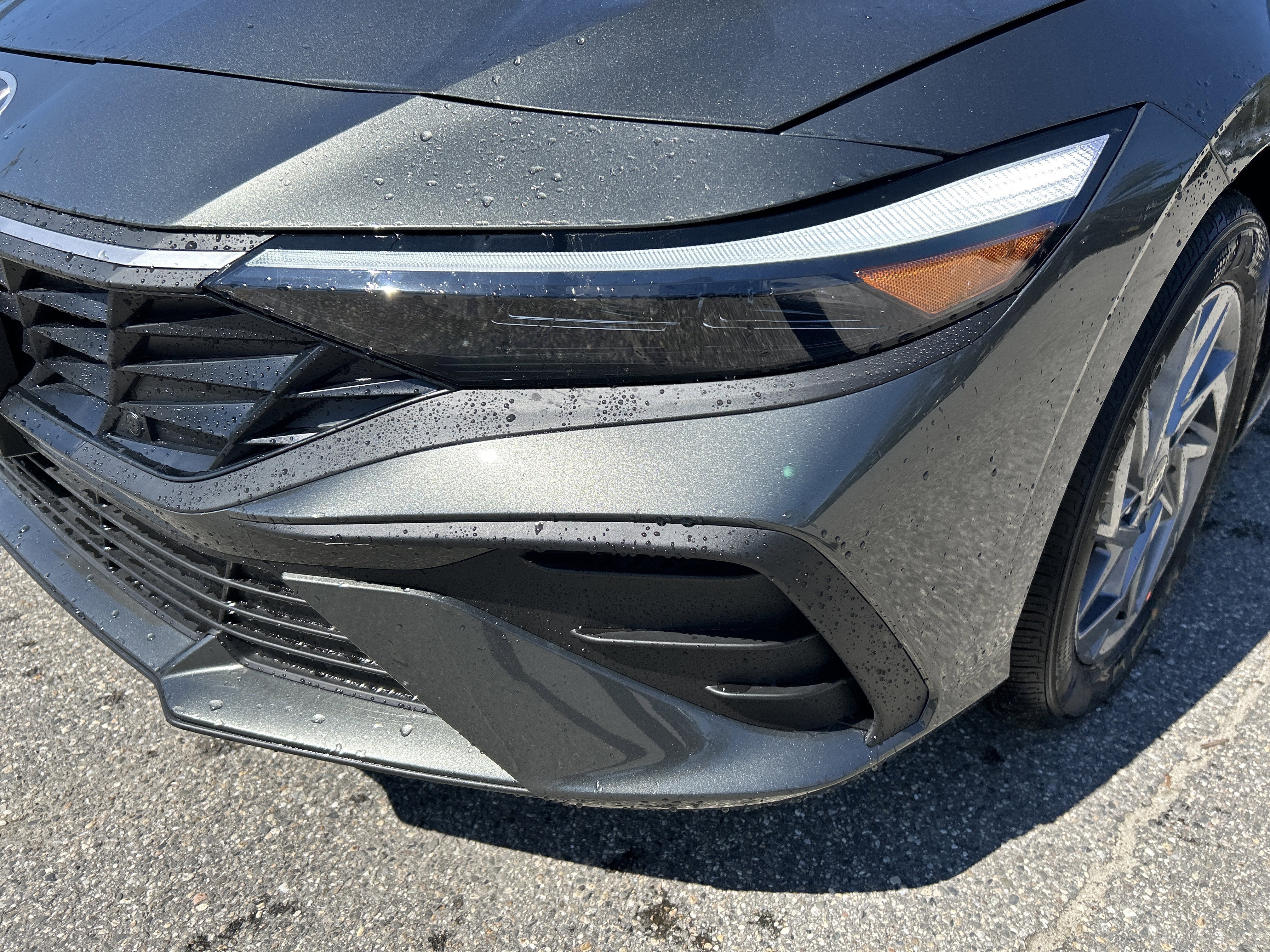 New 2026 Hyundai Elantra Hybrid FWD image 14