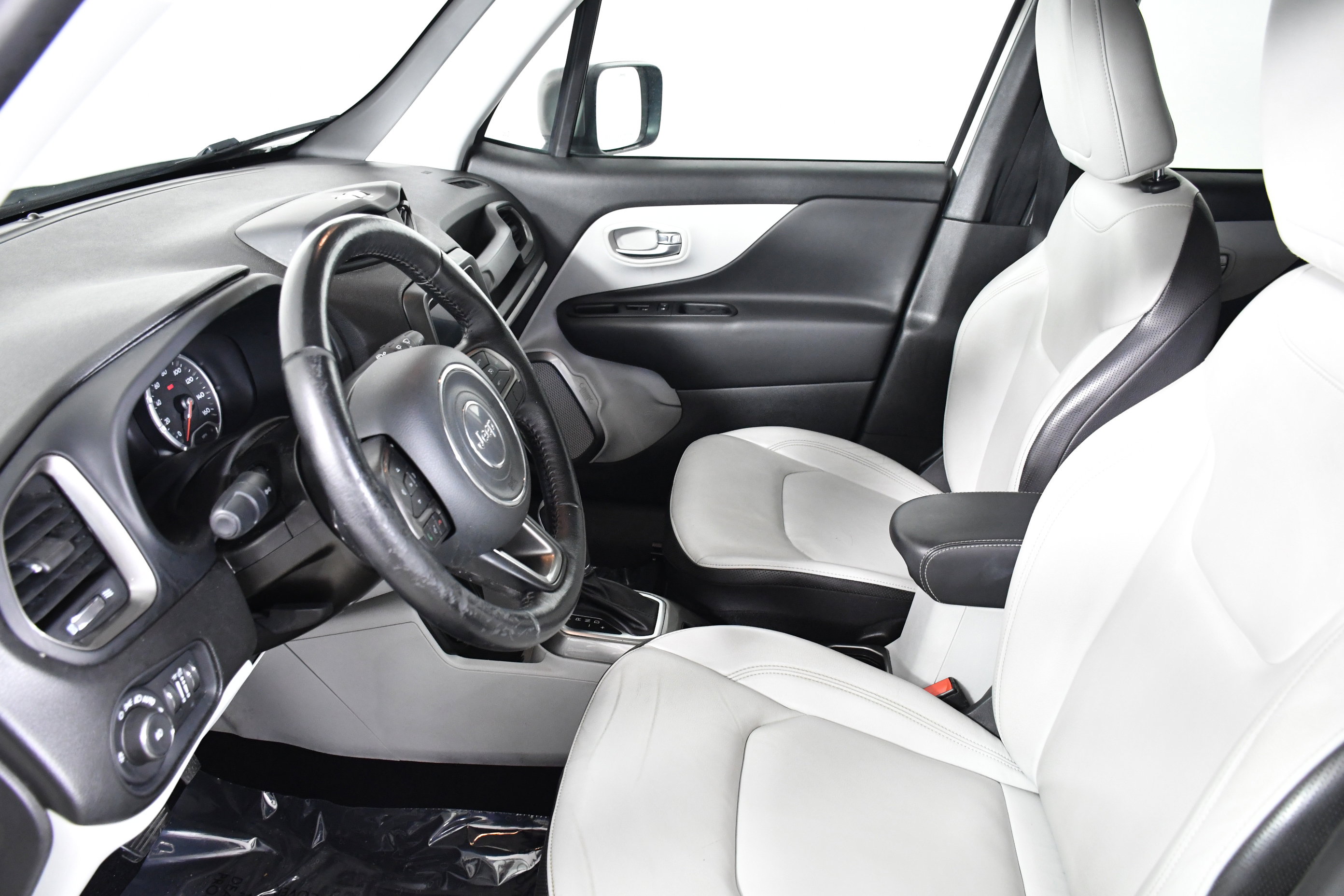 Used 2020 Jeep Renegade Limited image 19