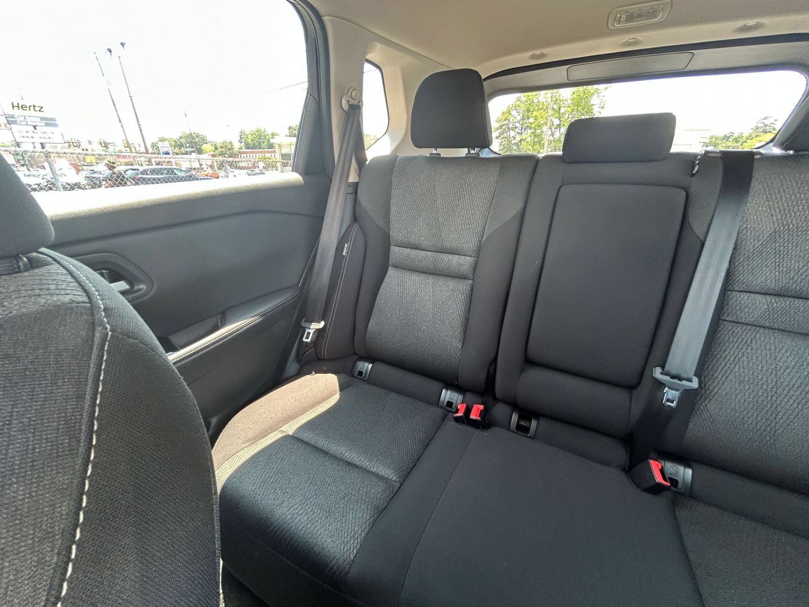 Used 2025 Nissan Rogue SV FWD image 41