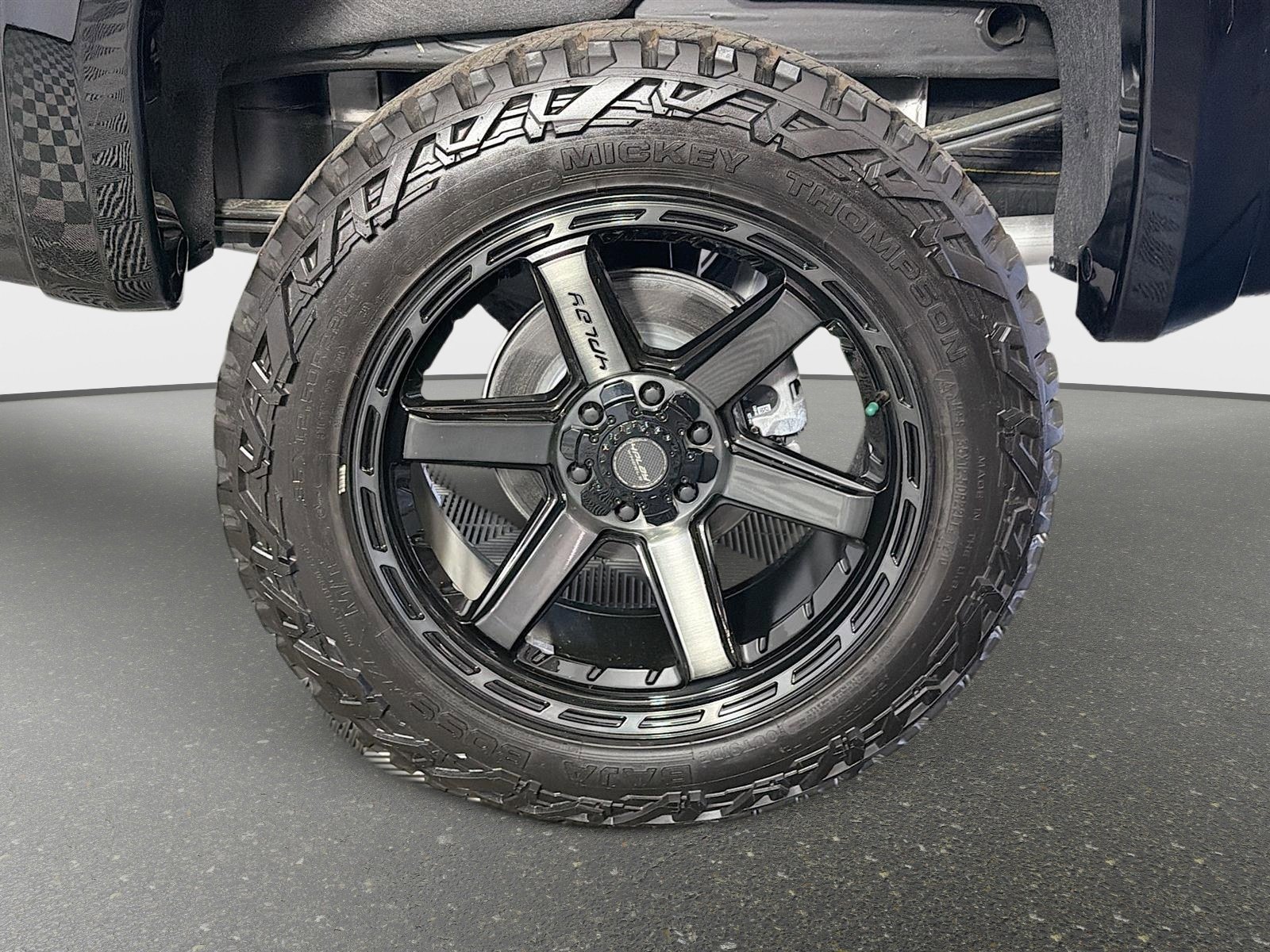 Used 2026 GMC Sierra 1500 AT4 w/ Technology Package image 31