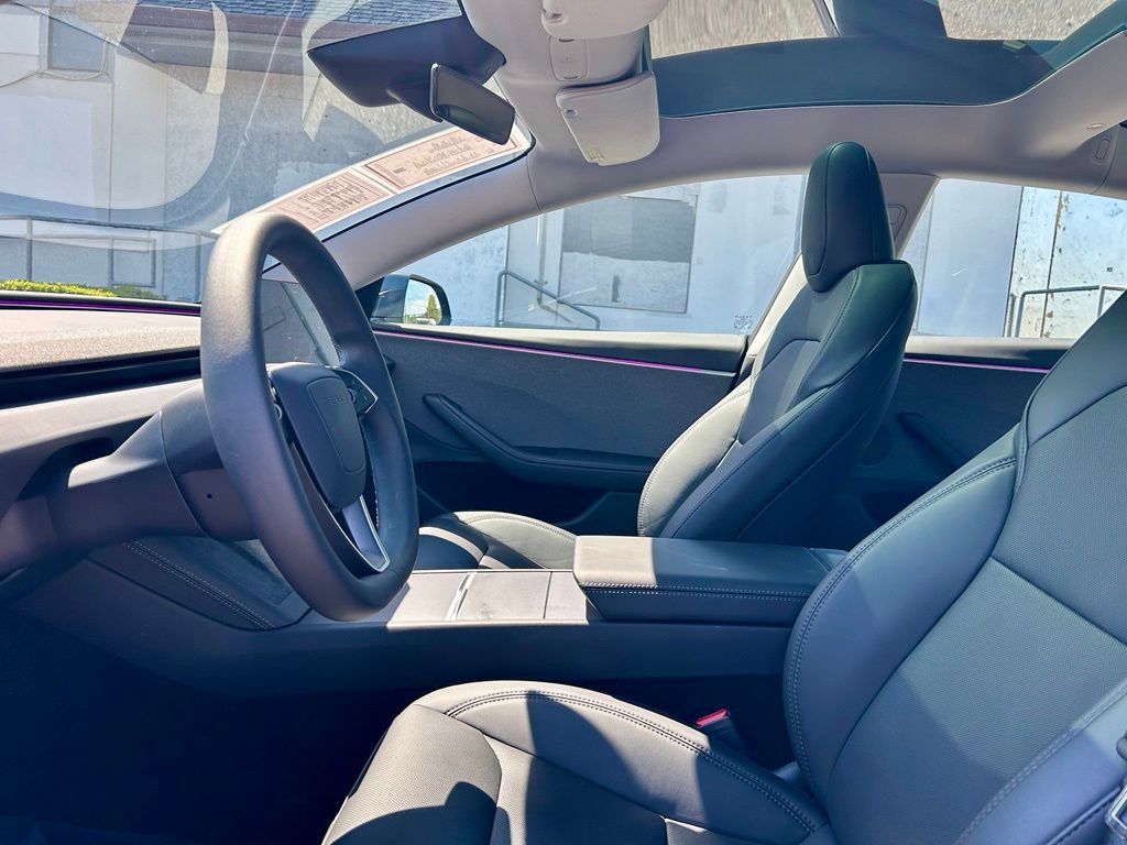 Used 2024 Tesla Model 3 Standard Range RWD image 10