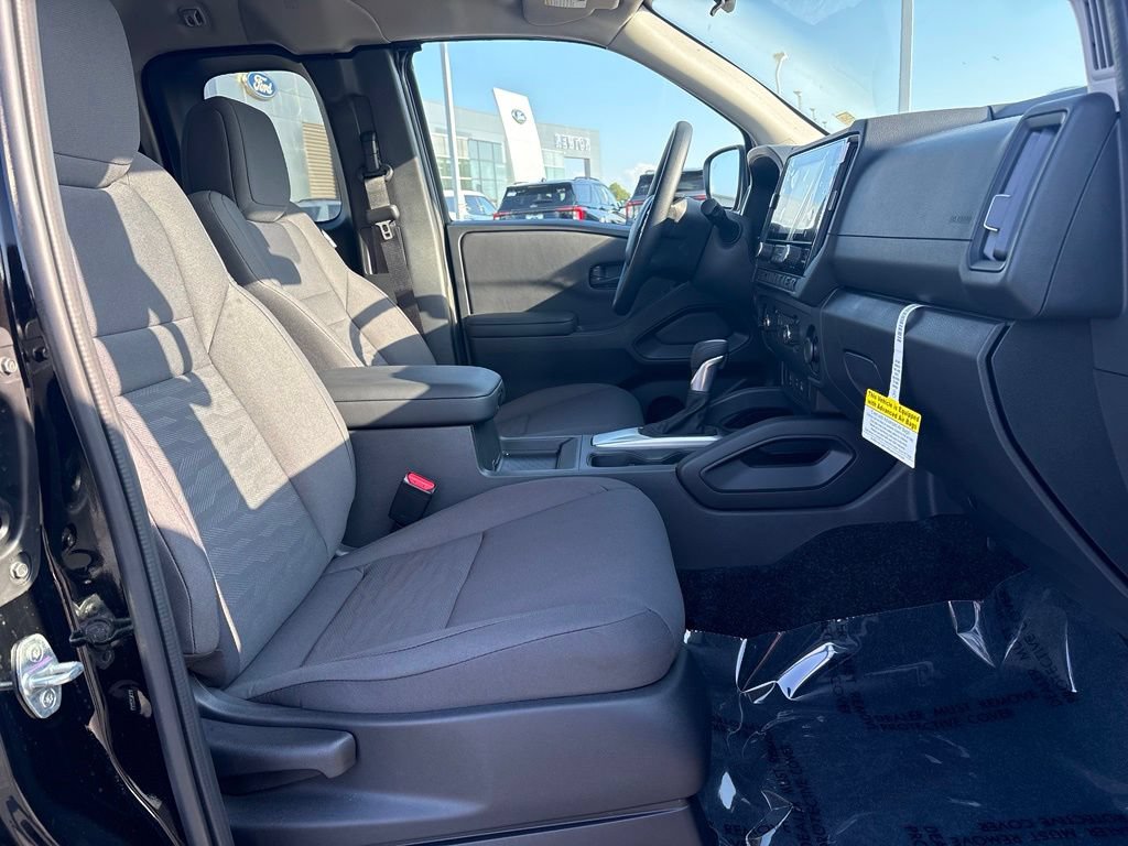 New 2027 Nissan Frontier S w/ S Utility Package AWD/4WD image 13