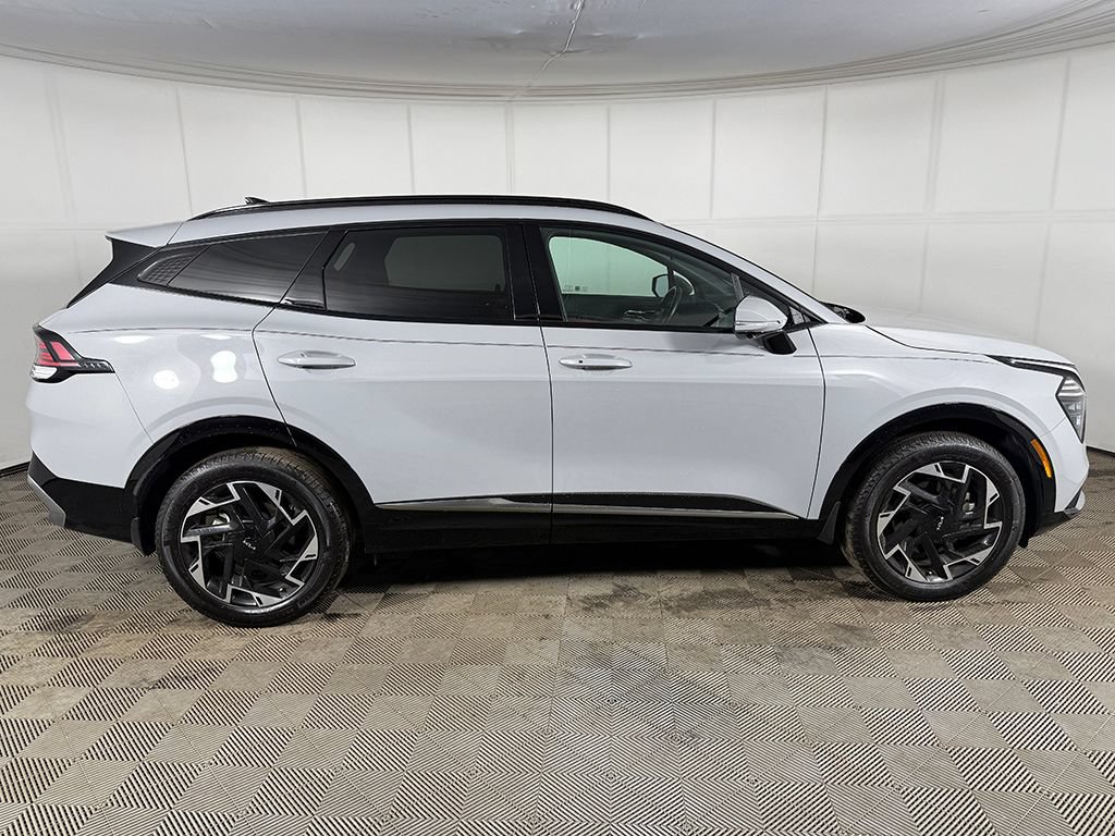 Used 2025 Kia Sportage SX AWD/4WD image 17