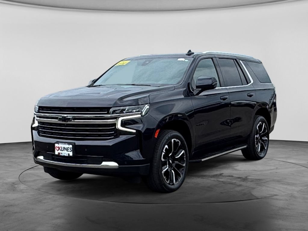 Used 2022 Chevrolet Tahoe LT w/ LT Signature Package AWD/4WD image 4