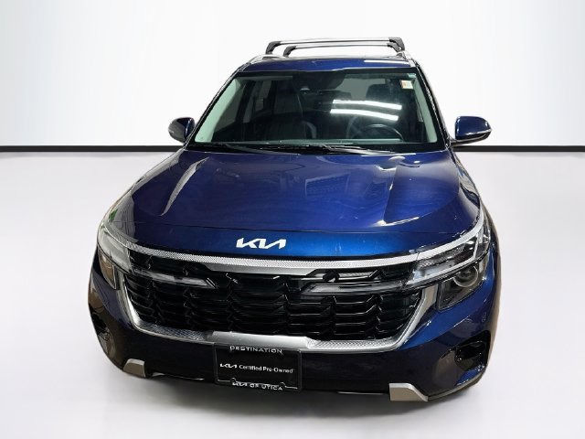 Certified 2024 Kia Seltos EX AWD/4WD image 2