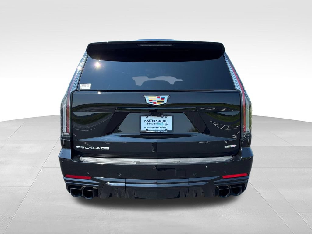 Used 2025 Cadillac Escalade V AWD/4WD image 3