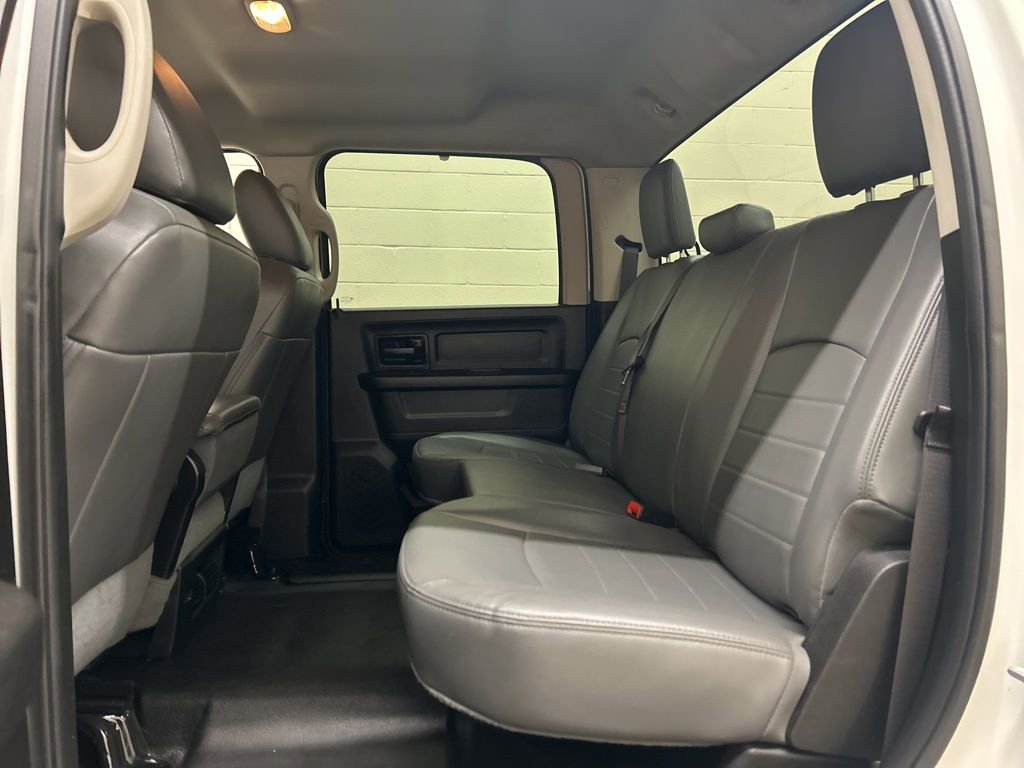 Used 2019 RAM 1500 Tradesman w/ Chrome Appearance Group image 8