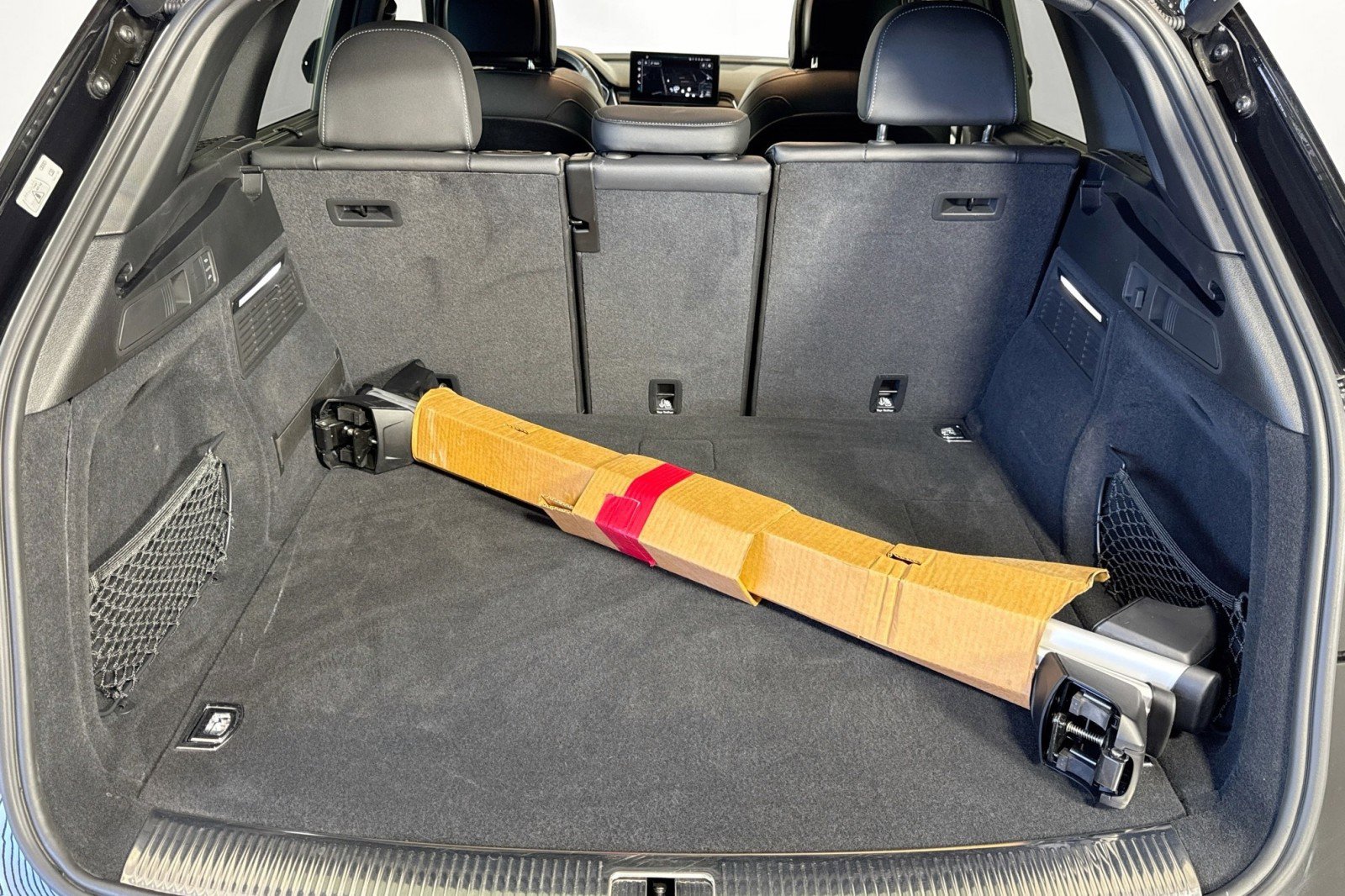 Used 2022 Audi Q5 e Prestige w/ Prestige Package image 25