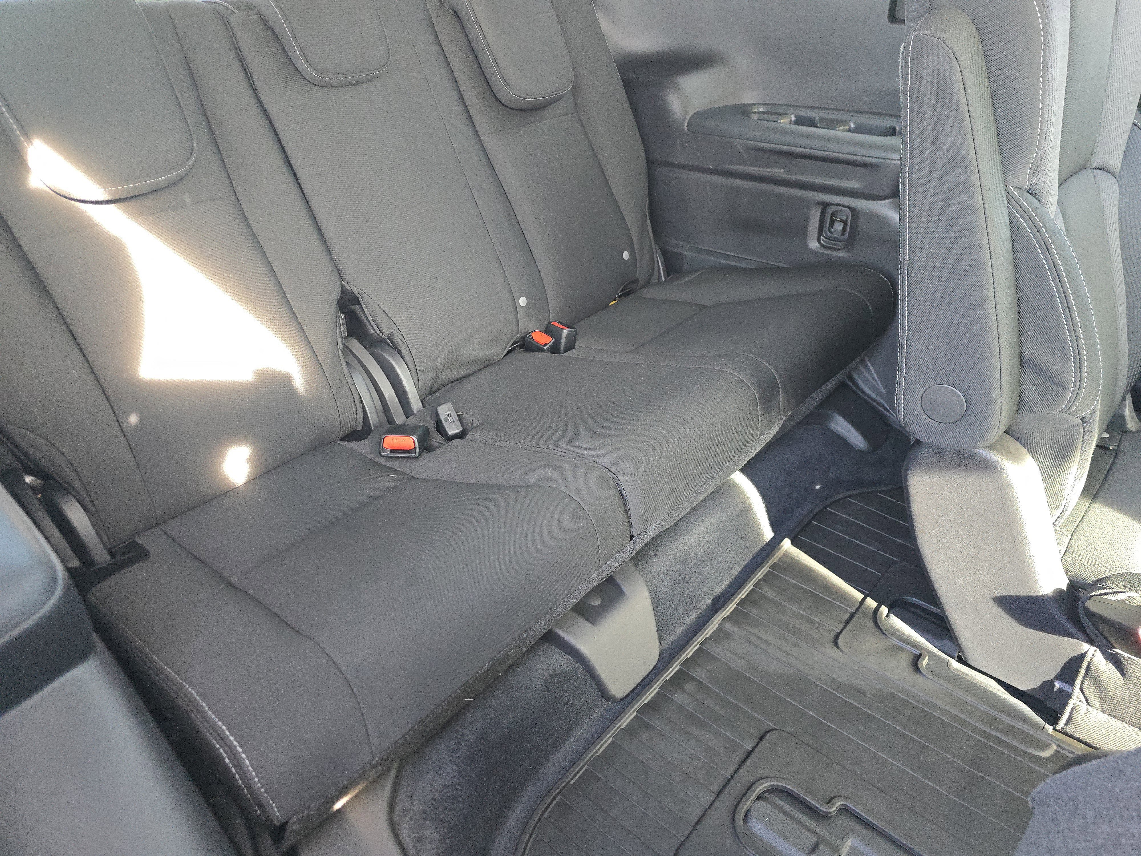 Used 2021 Subaru Ascent Premium w/ Convenience Package image 18