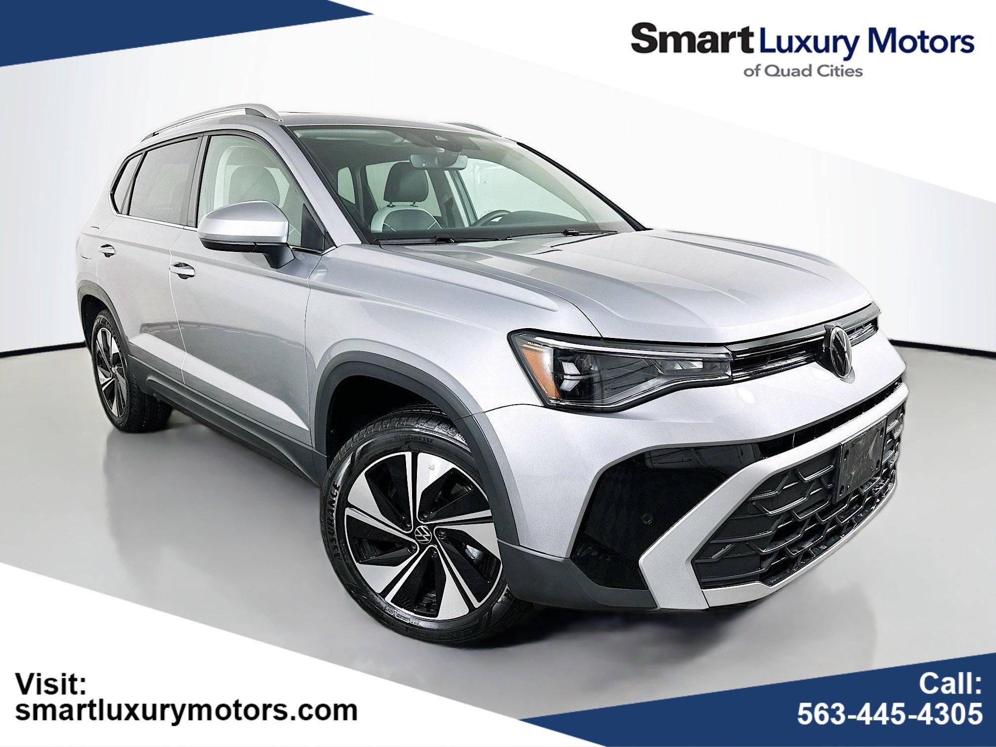 Used 2025 Volkswagen Taos SE w/ Panoramic Sunroof Package image 1