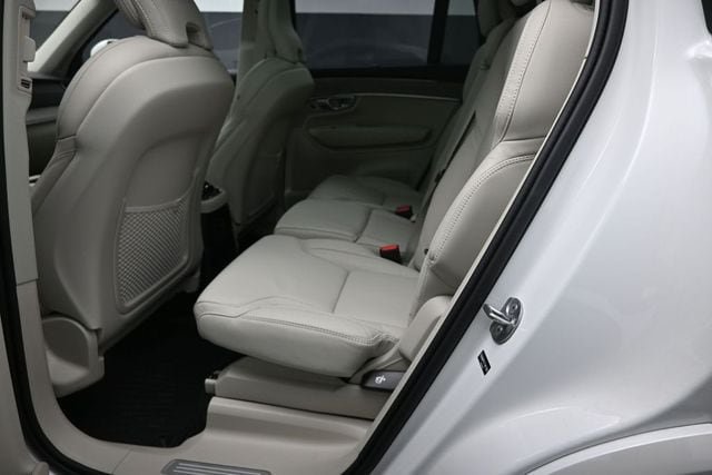 Used 2026 Volvo XC90 T8 Ultra w/ Protection Package Premier AWD/4WD image 21